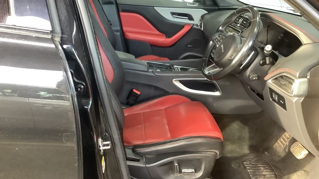 Used Jaguar F-Pace 2019 for sale - 77302798: Photo 7