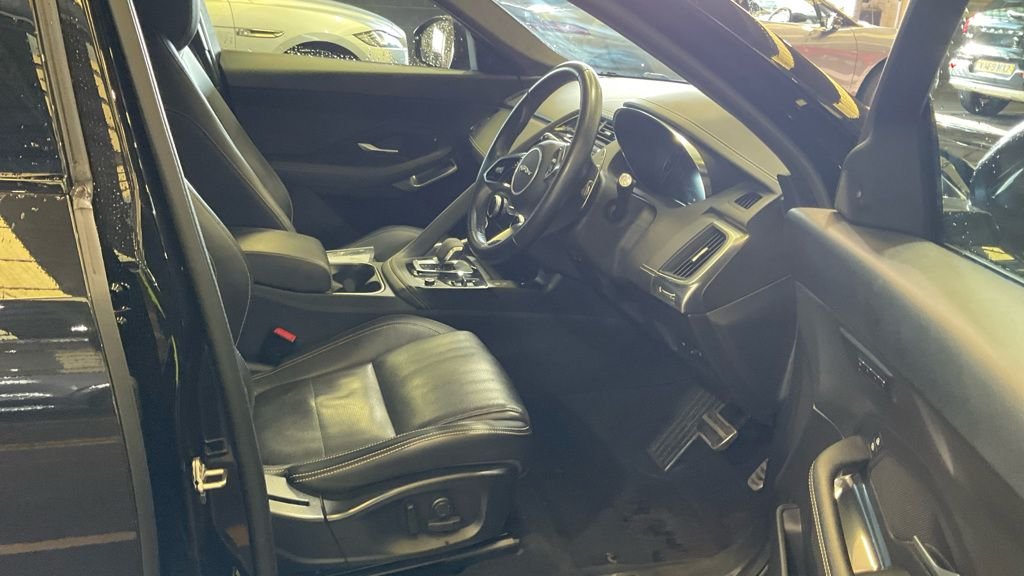 Used Jaguar E-Pace 2023 for sale - 77967438: Photo 7