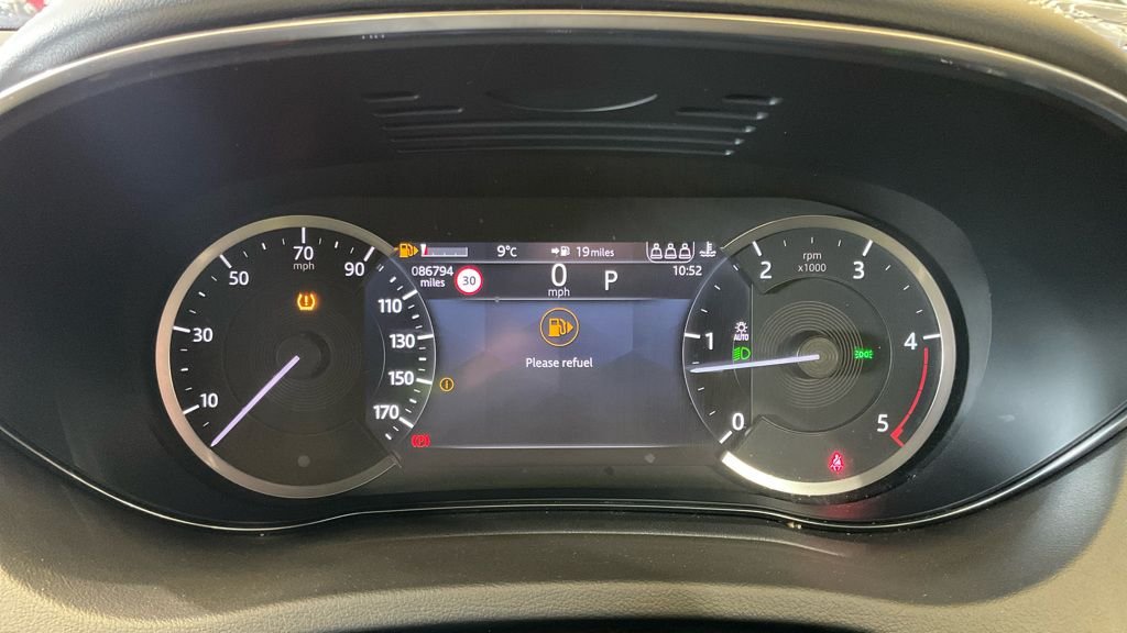 Used Jaguar E-Pace 2023 for sale - 77967438: Photo 9