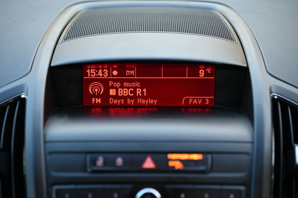 Used Vauxhall Zafira 2015 for sale - 77072625: Photo 17