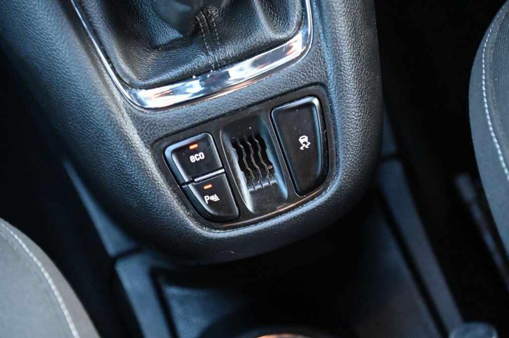 Used Vauxhall Zafira 2015 for sale - 77072625: Photo 21