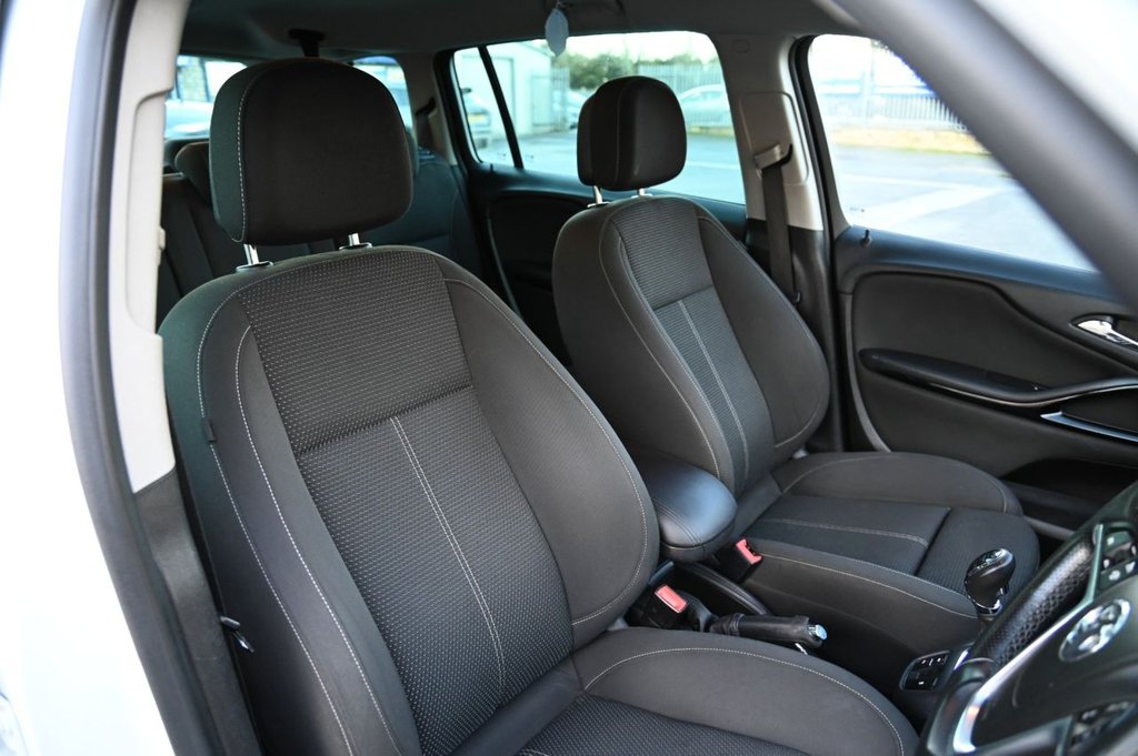 Used Vauxhall Zafira 2015 for sale - 77072625: Photo 30