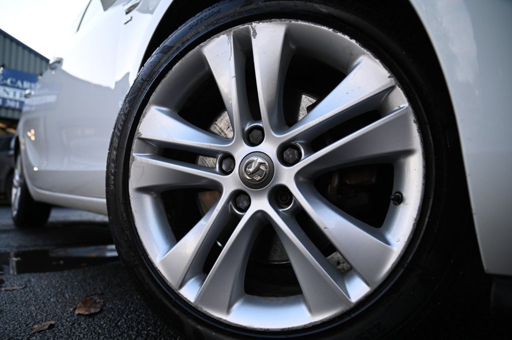 Used Vauxhall Zafira 2015 for sale - 77072625: Photo 40