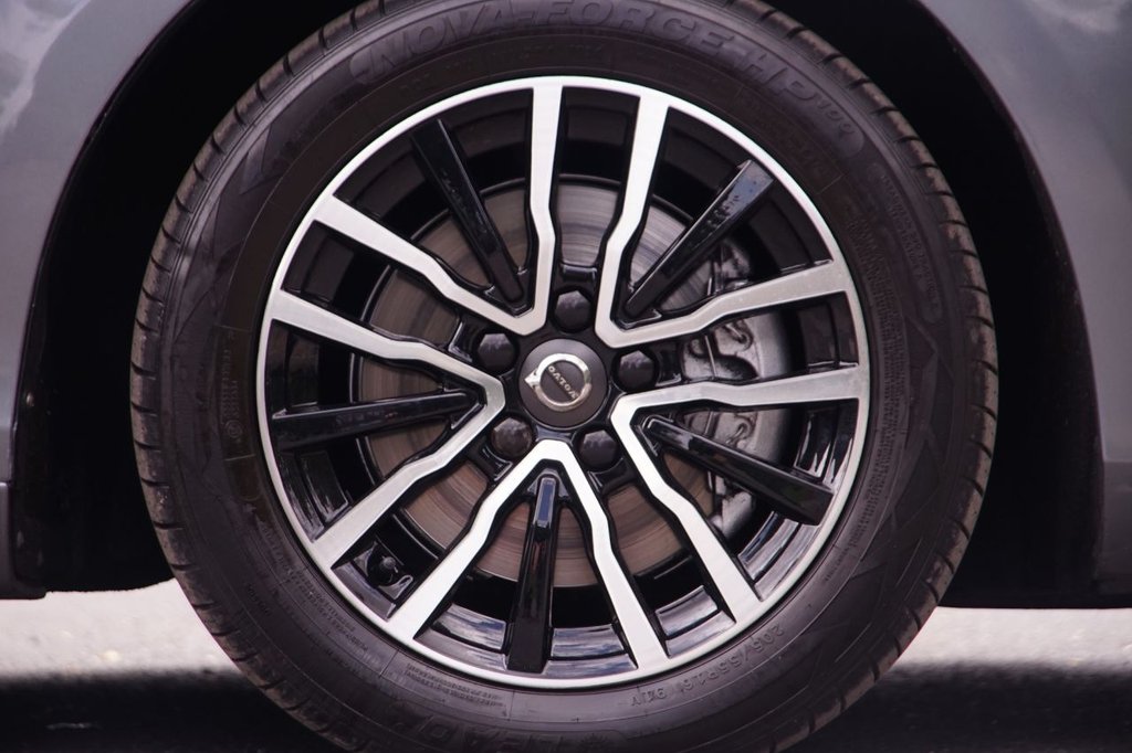 Used Volvo V40 2018 for sale - 76009312: Photo 36