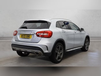 Used Mercedes-Benz GLA 2019 for sale - 76950542: Photo