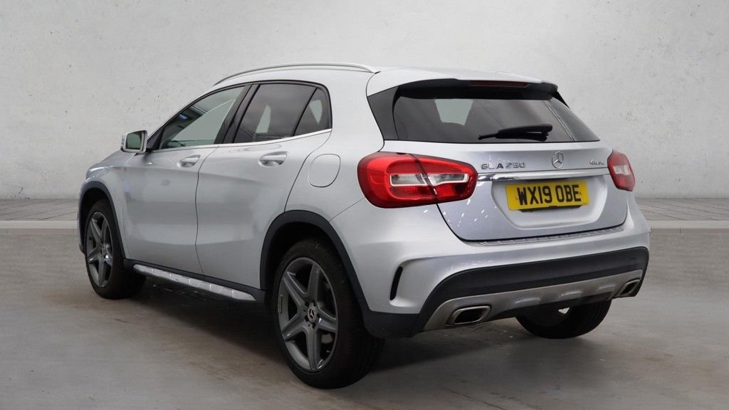 Used Mercedes-Benz GLA 2019 for sale - 76950542: Photo 3