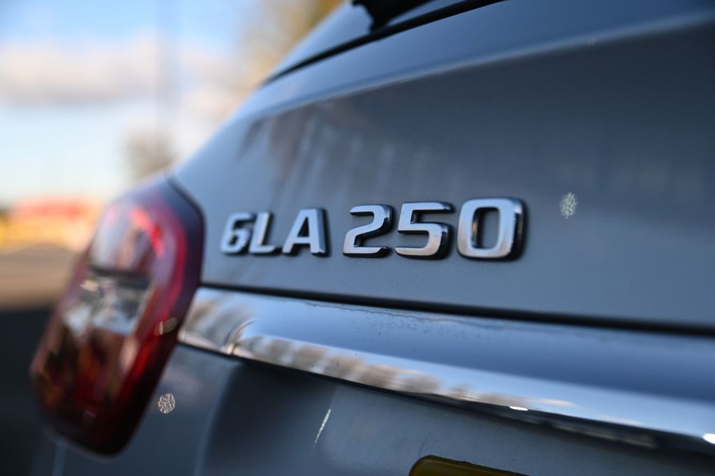 Used Mercedes-Benz GLA 2019 for sale - 76950542: Photo 48