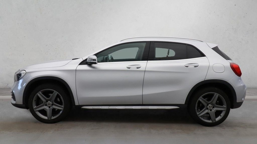 Used Mercedes-Benz GLA 2019 for sale - 76950542: Photo 6
