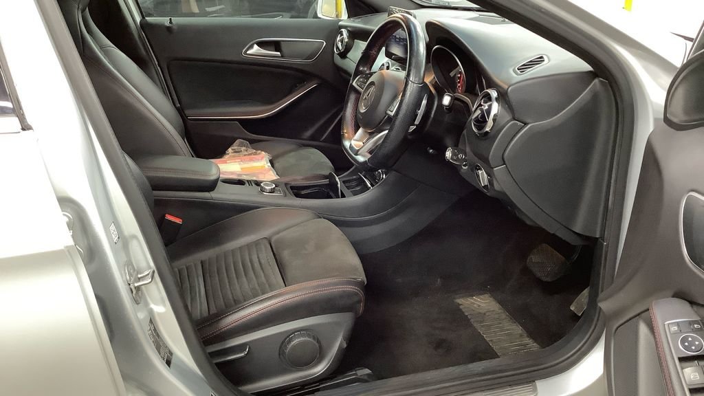 Used Mercedes-Benz GLA 2019 for sale - 76950542: Photo 7