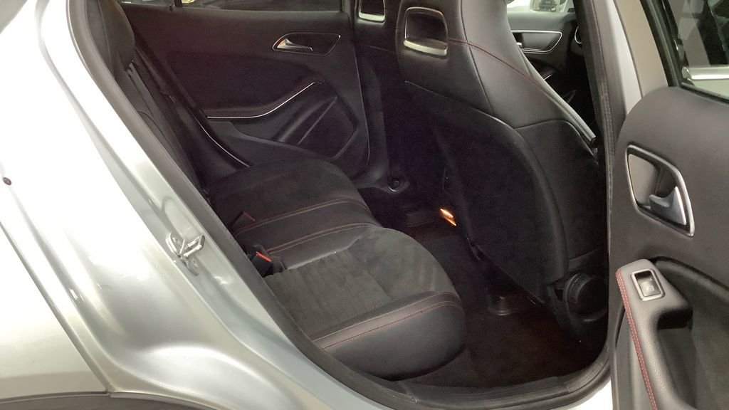 Used Mercedes-Benz GLA 2019 for sale - 76950542: Photo 8