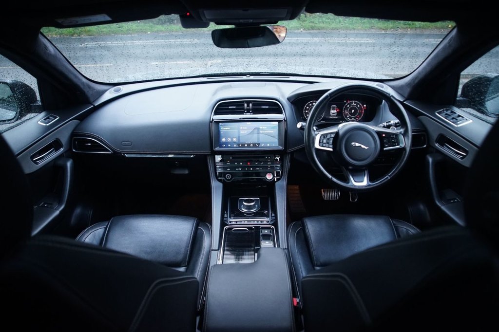 Used Jaguar F-Pace 2020 for sale - 75911984: Photo 16