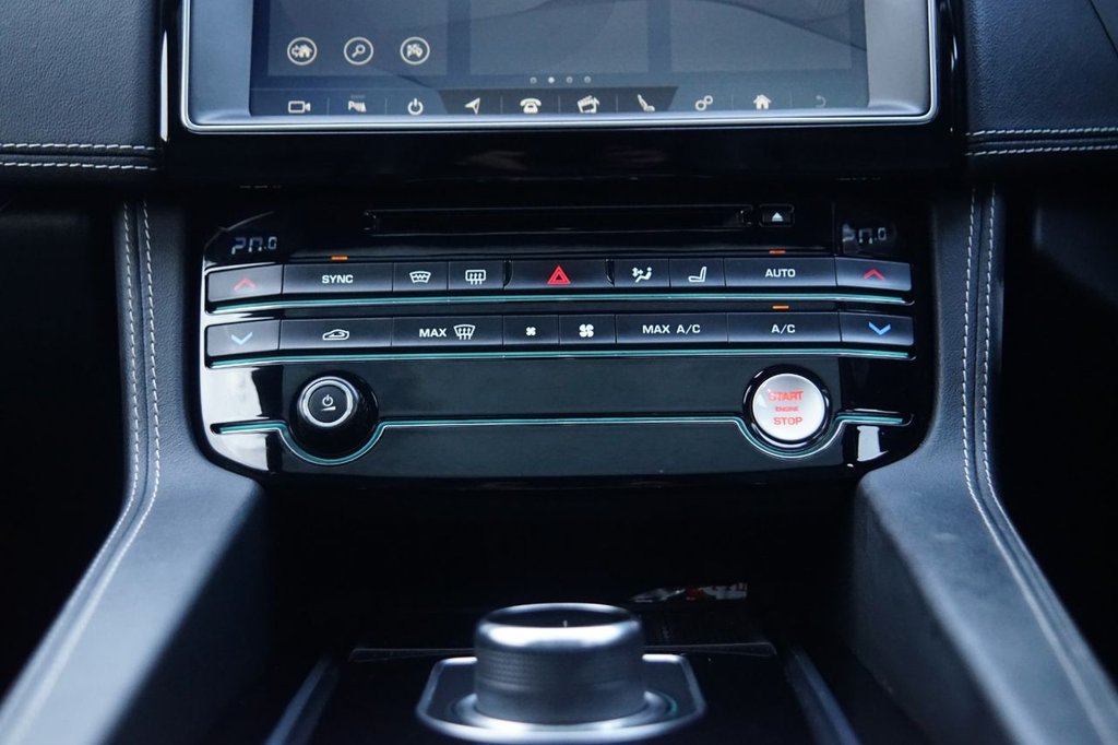 Used Jaguar F-Pace 2020 for sale - 75911984: Photo 18