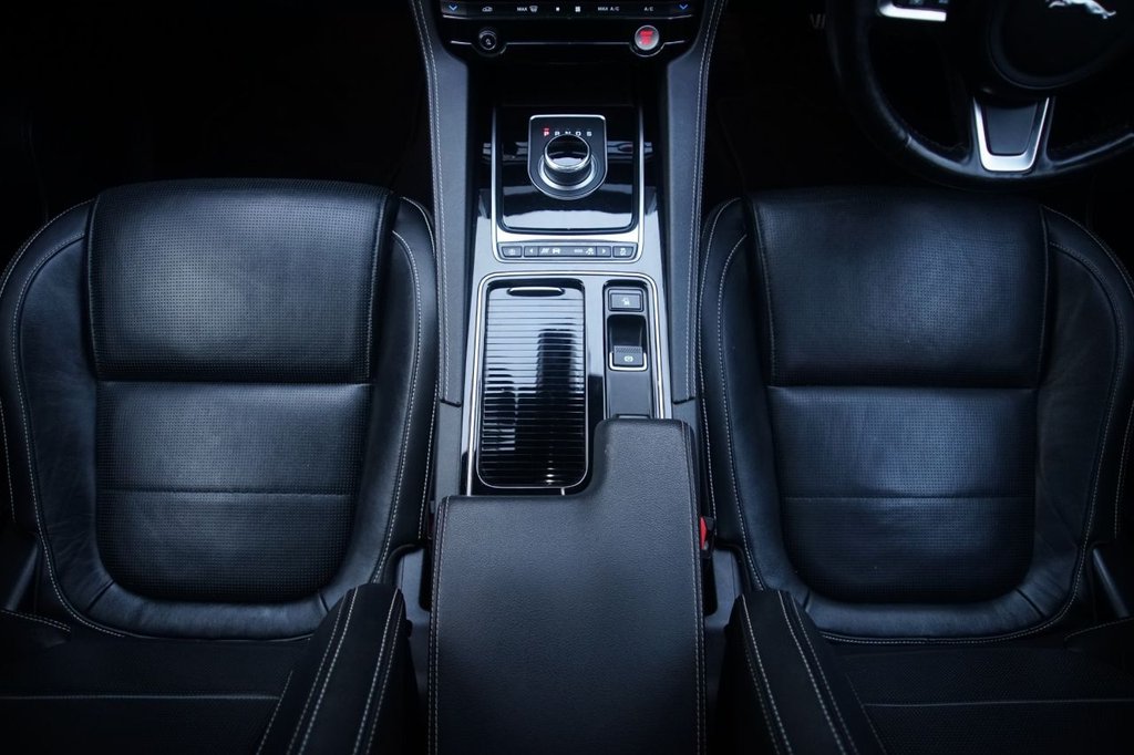 Used Jaguar F-Pace 2020 for sale - 75911984: Photo 19