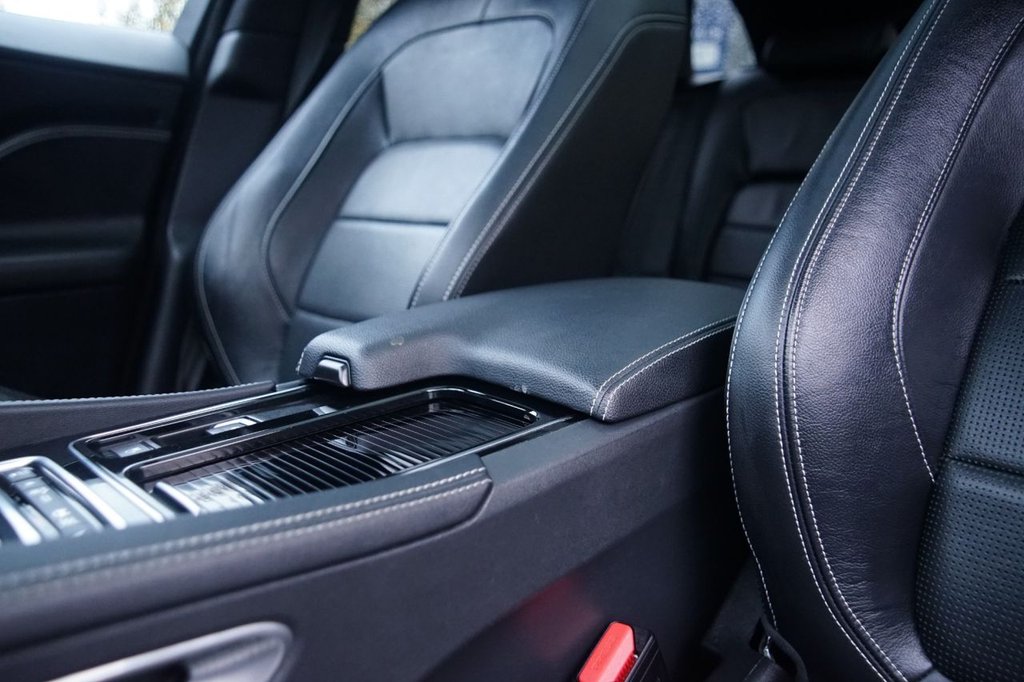 Used Jaguar F-Pace 2020 for sale - 75911984: Photo 21