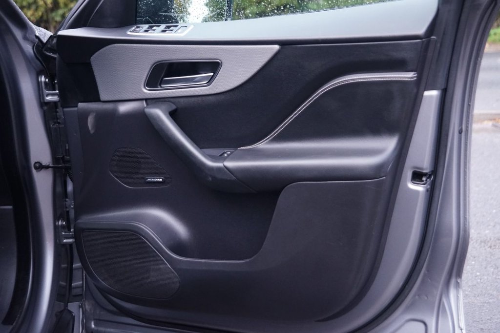 Used Jaguar F-Pace 2020 for sale - 75911984: Photo 25
