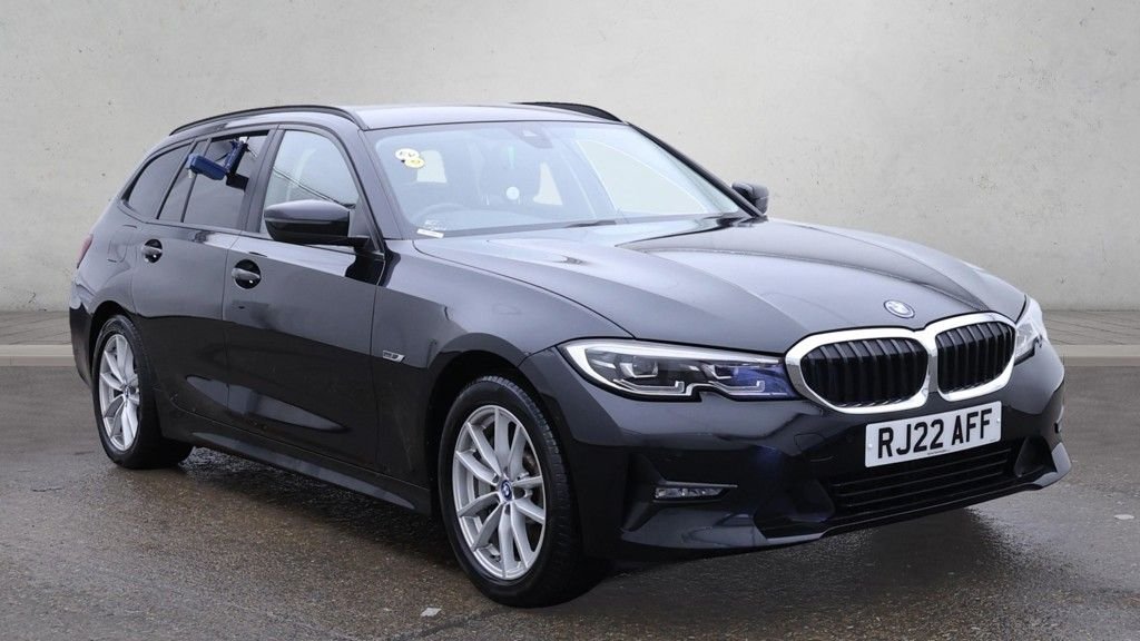 Used BMW 3 Series 2022 for sale - 77065353: Photo 1