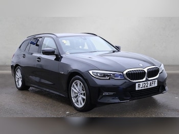 2022 (22) - 330e SE Pro 5dr Step Auto