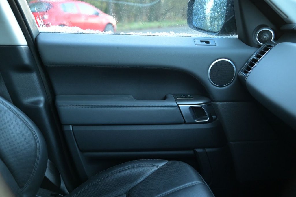 Used Land Rover Range Rover Sport 2014 for sale - 76642573: Photo 9