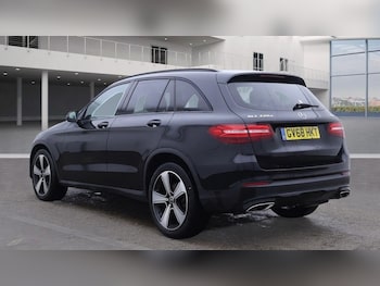 Used Mercedes-Benz GLC 2018 for sale - 76406459: Photo