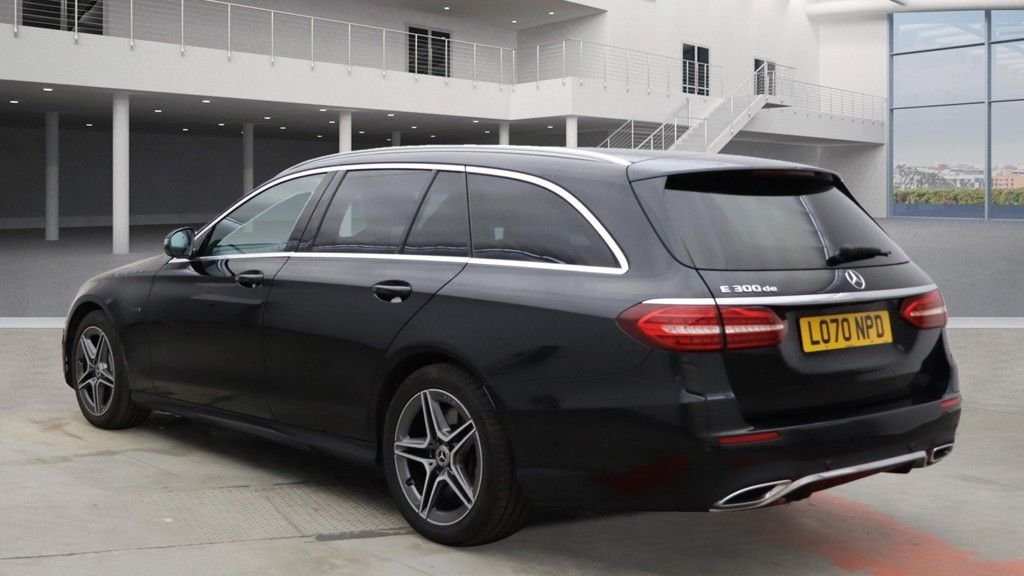 Used Mercedes-Benz E Class 2020 for sale - 76417750: Photo 3