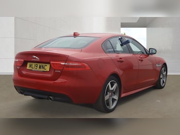Used Jaguar XE 2019 for sale - 78702313: Photo