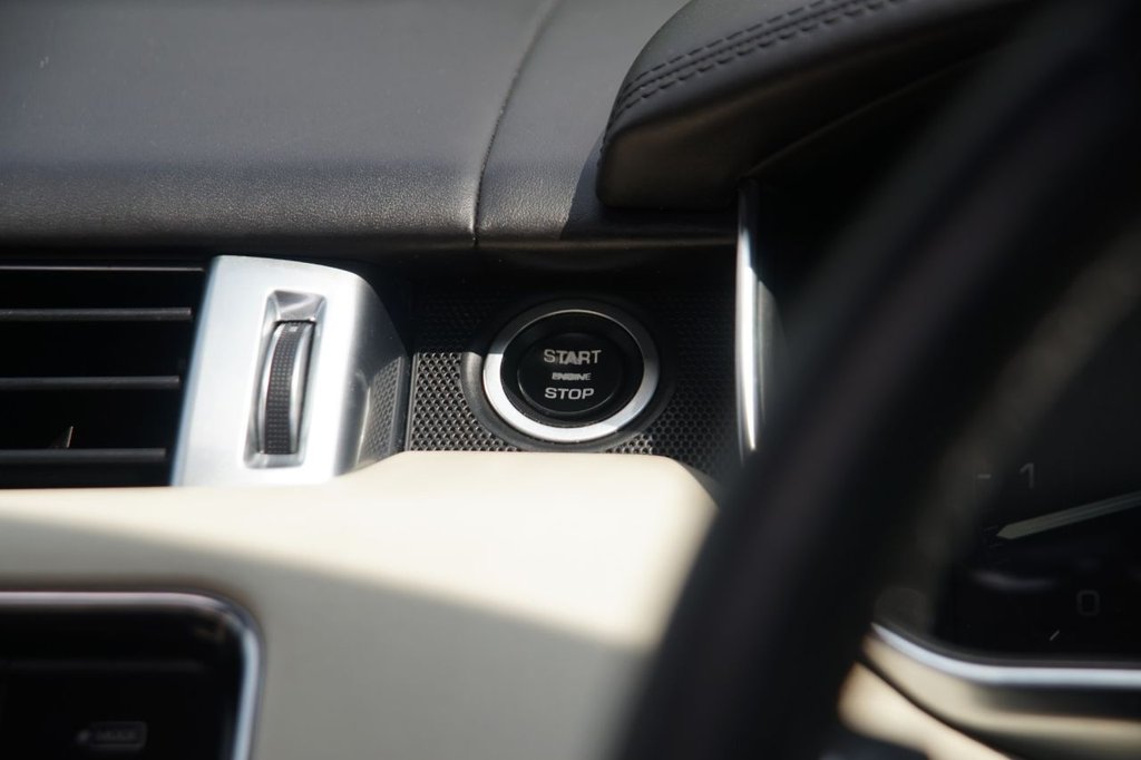 Used Land Rover Range Rover Sport 2015 for sale - 76185053: Photo 15
