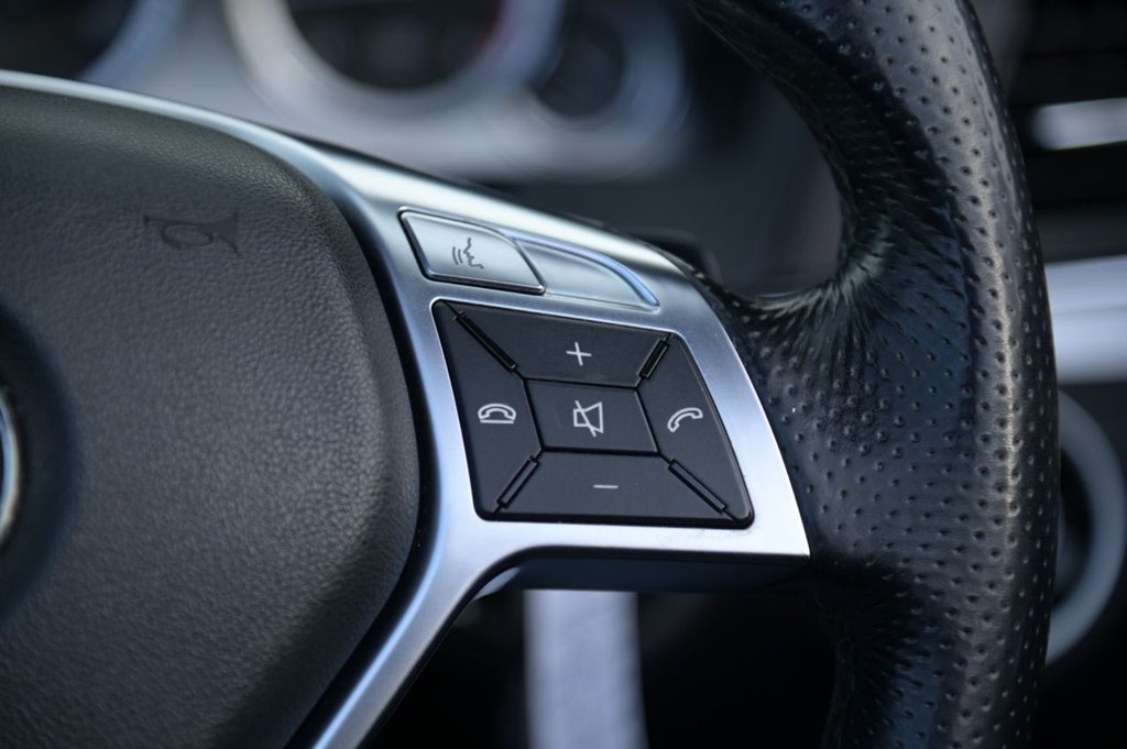 Used Mercedes-Benz E Class 2011 for sale - 76631846: Photo 12