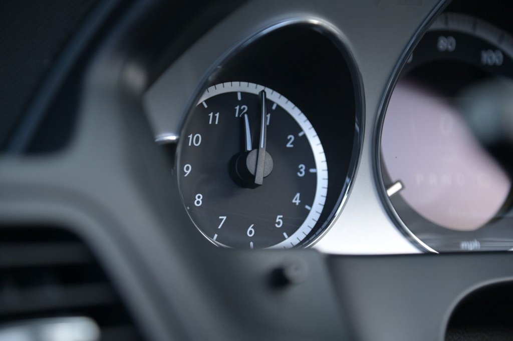 Used Mercedes-Benz E Class 2011 for sale - 76631846: Photo 15