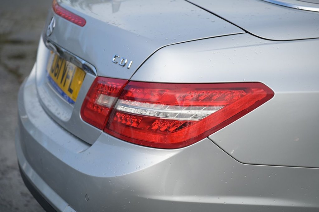 Used Mercedes-Benz E Class 2011 for sale - 76631846: Photo 44