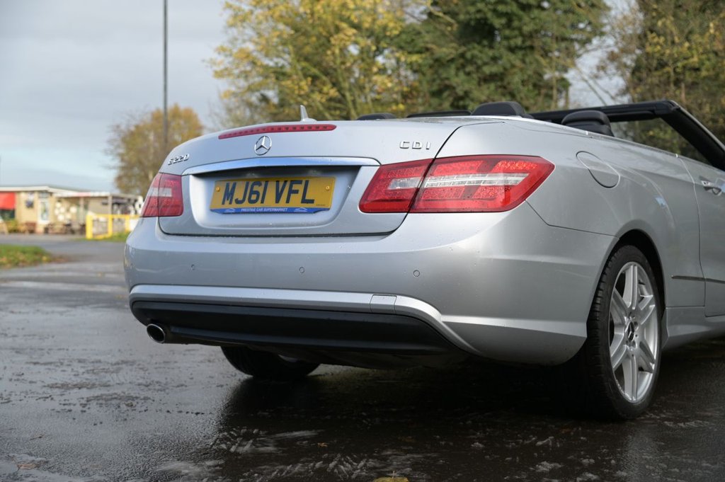 Used Mercedes-Benz E Class 2011 for sale - 76631846: Photo 46