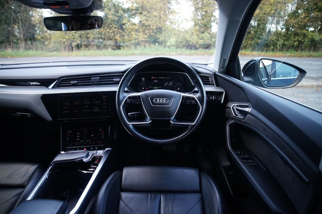 Used Audi e-tron 2020 for sale - 76396383: Photo 11