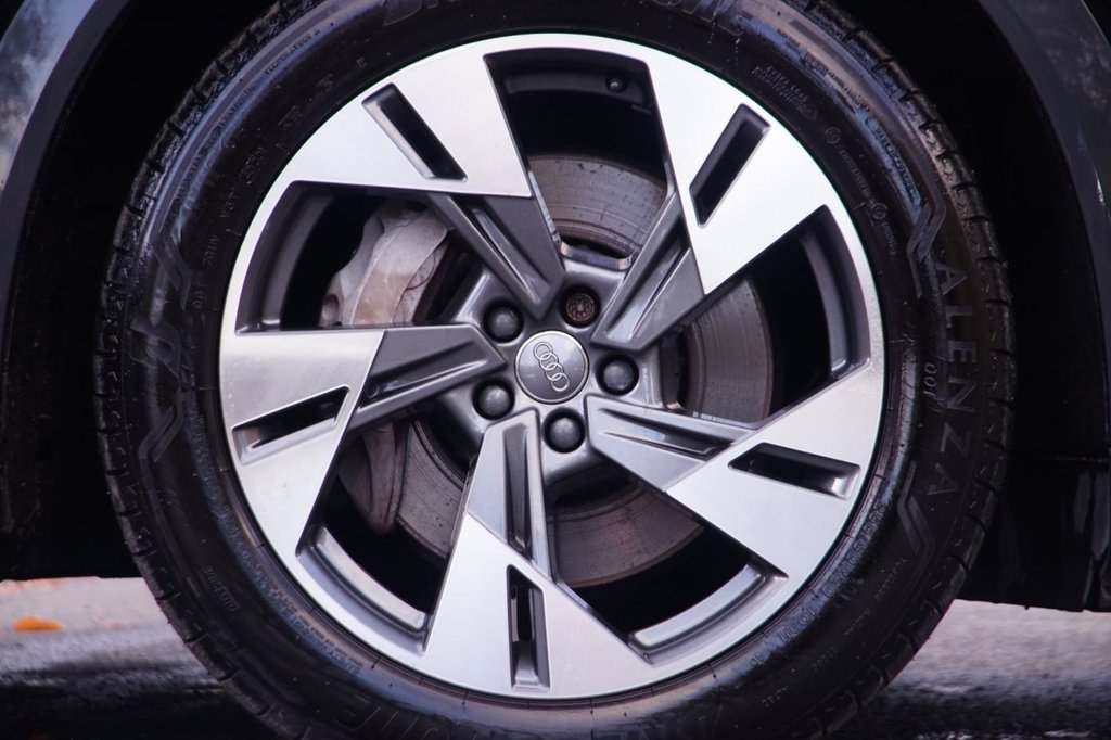 Used Audi e-tron 2020 for sale - 76396383: Photo 37