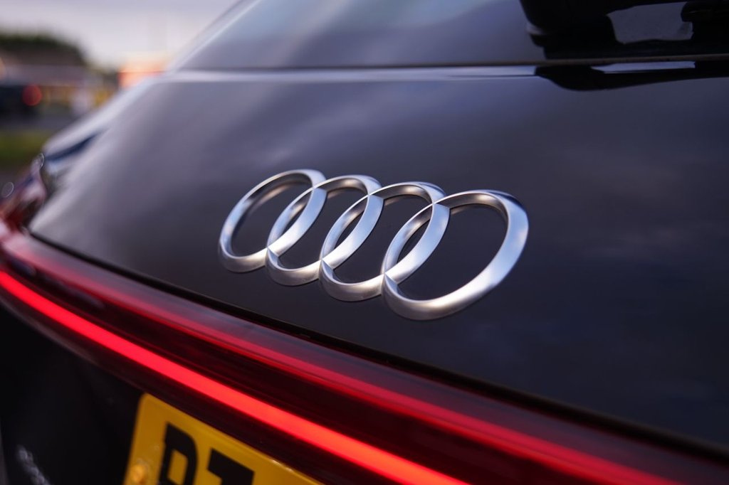 Used Audi e-tron 2020 for sale - 76396383: Photo 46