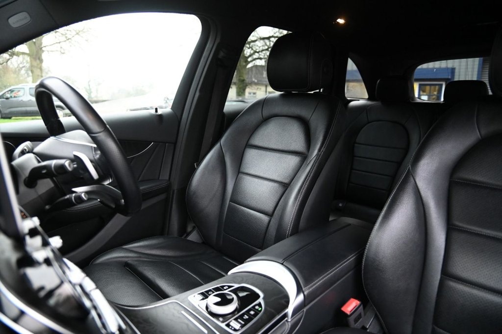 Used Mercedes-Benz GLC 2018 for sale - 76986120: Photo 23