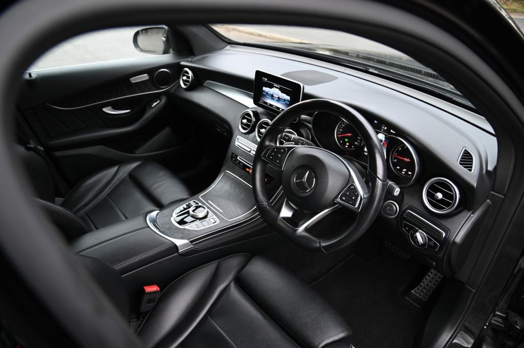 Used Mercedes-Benz GLC 2018 for sale - 76986120: Photo 28