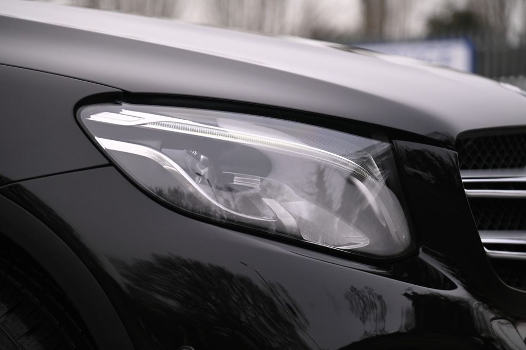 Used Mercedes-Benz GLC 2018 for sale - 76986120: Photo 37