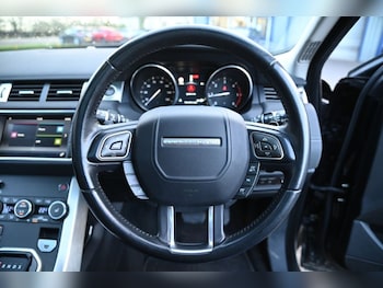 Used Land Rover Range Rover Evoque 2015 for sale - 77072396: Photo