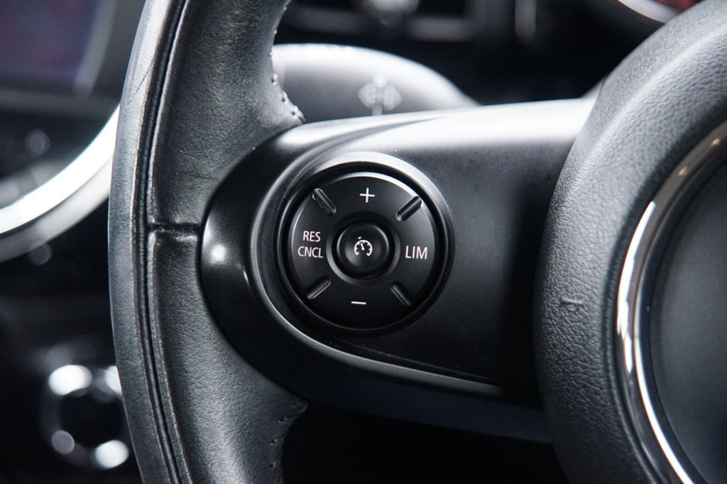 Used MINI Hatch 2019 for sale - 76047915: Photo 11