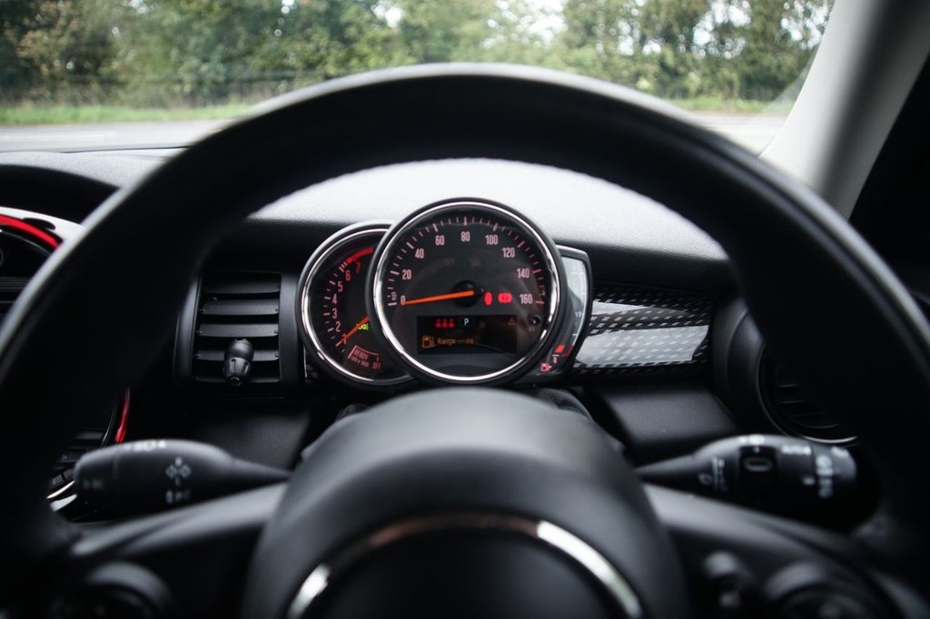 Used MINI Hatch 2019 for sale - 76047915: Photo 13