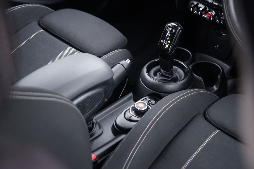Used MINI Hatch 2019 for sale - 76047915: Photo 21