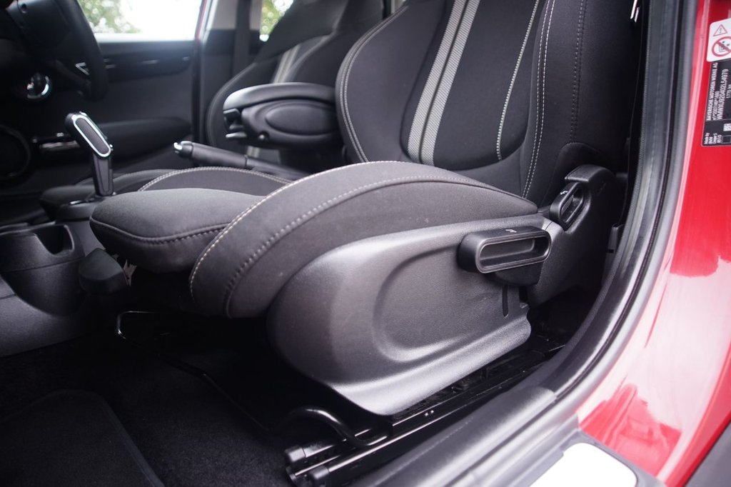 Used MINI Hatch 2019 for sale - 76047915: Photo 24