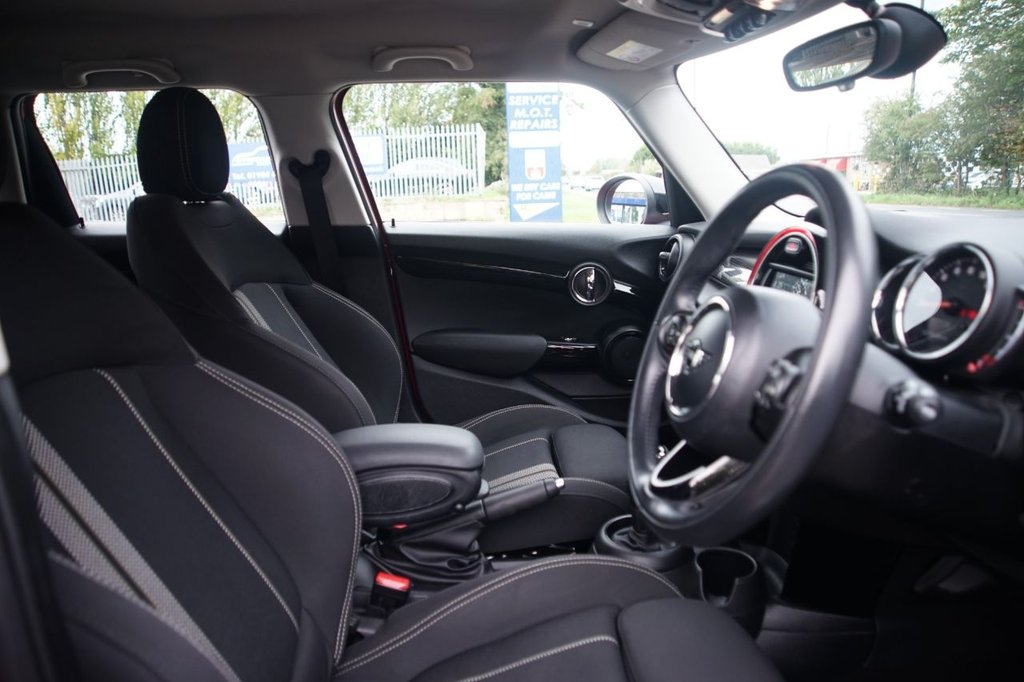 Used MINI Hatch 2019 for sale - 76047915: Photo 28