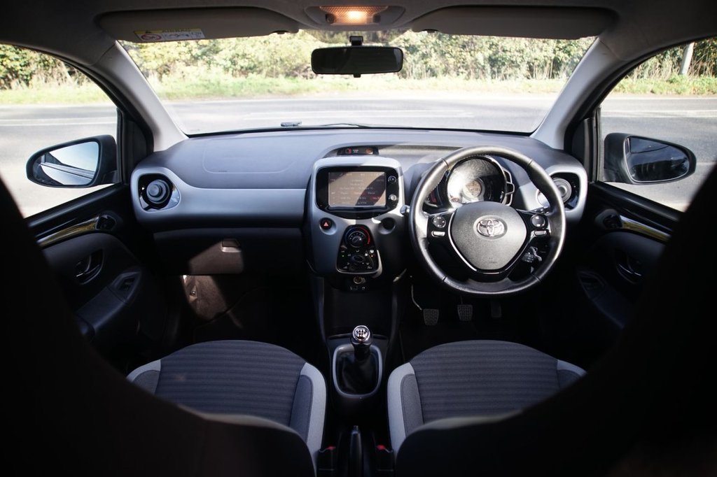 Used Toyota AYGO 2019 for sale - 76173389: Photo 15