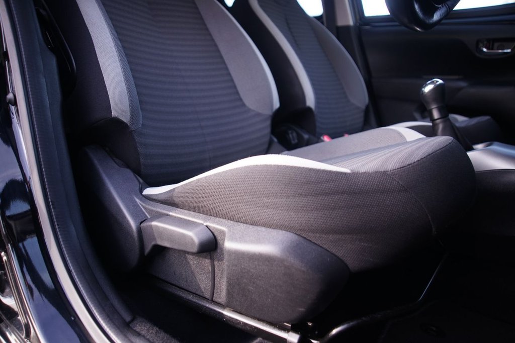 Used Toyota AYGO 2019 for sale - 76173389: Photo 22