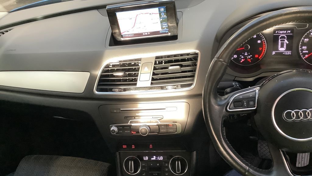 Used Audi Q3 2018 for sale - 76604946: Photo 10