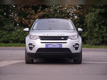 Used Land Rover Discovery Sport 2018 for sale - 75876858: Photo
