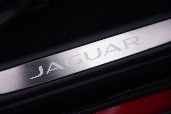 Used Jaguar E-Pace 2018 for sale - 76266503: Photo 8