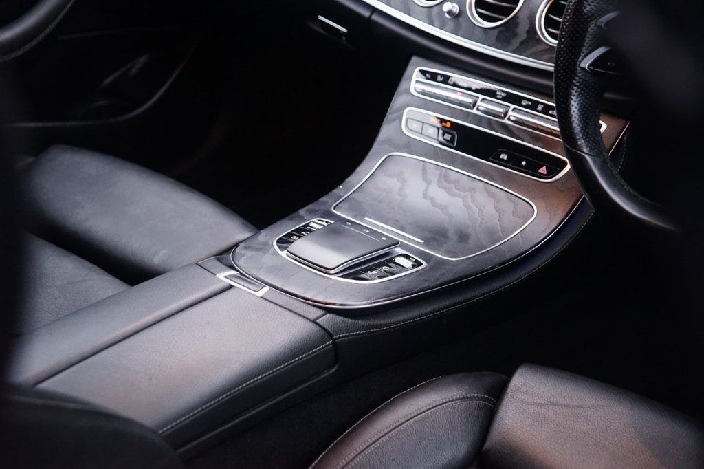 Used Mercedes-Benz E Class 2021 for sale - 76406596: Photo 23