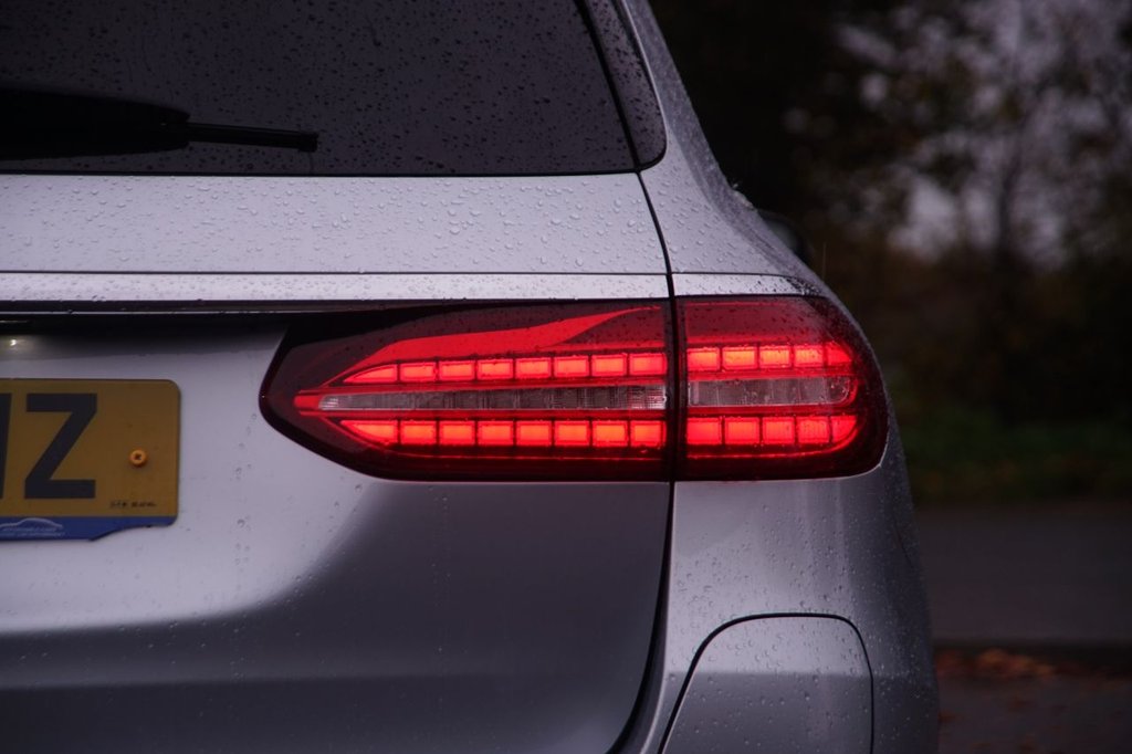 Used Mercedes-Benz E Class 2021 for sale - 76406596: Photo 44