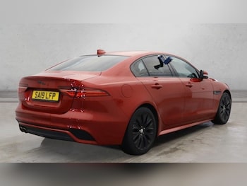 Used Jaguar XE 2019 for sale - 79071921: Photo